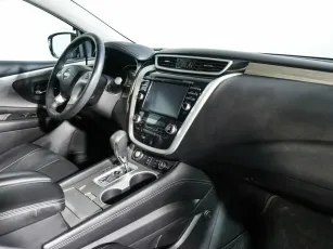 Nissan  6