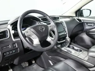 Nissan  7