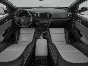 Kia  9