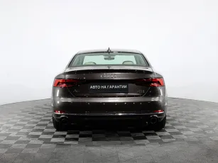 Audi  5