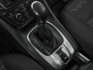Opel  19
