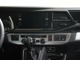 Volkswagen  8