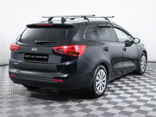 Kia  3