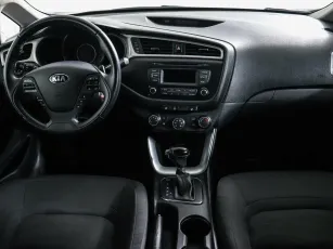 Kia  6