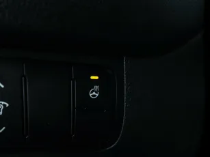 Kia  9