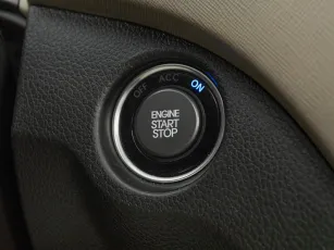 Hyundai  16