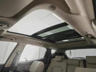 Hyundai  7