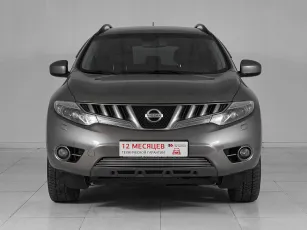 Nissan  2