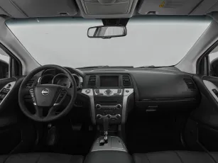 Nissan  8