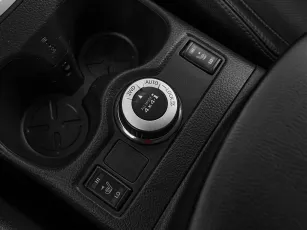 Nissan  20