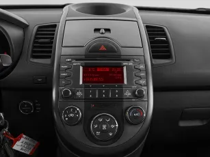 Kia  15