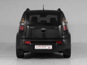 Kia  5