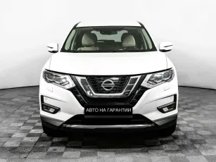 Nissan  2