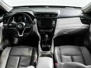 Nissan  7