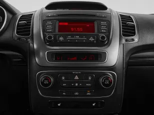 Kia  17