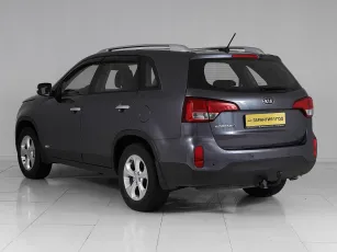Kia  4