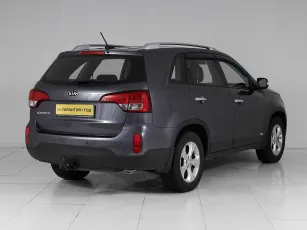 Kia  6