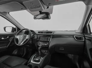 Nissan  10