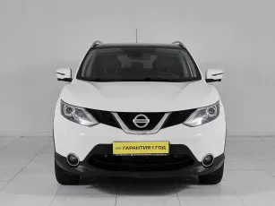 Nissan  2