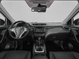 Nissan  9
