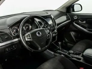 SsangYong  7