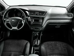 Kia  6