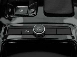 Kia  15