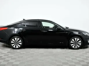 Kia  4