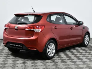 Kia  3