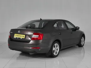 Skoda  6