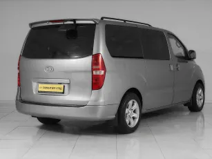 Hyundai  6
