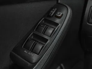 Toyota  13