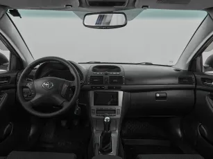 Toyota  8