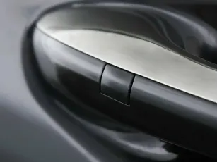 Hyundai  18