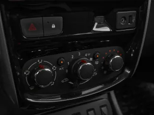 Nissan  13