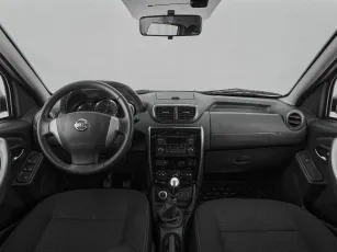 Nissan  8