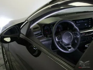 Kia  7