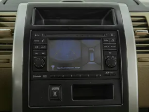 Nissan  16
