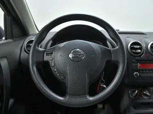 Nissan  7