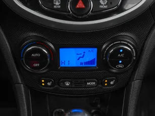 Hyundai  16