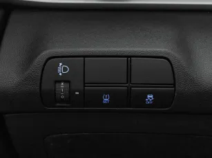 Hyundai  16