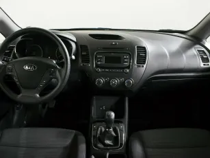Kia  10
