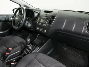 Kia  9