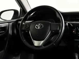 Toyota  12