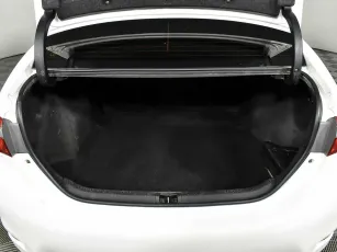 Toyota  16