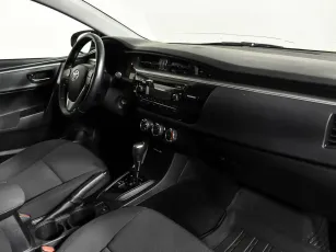 Toyota  9