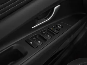 Hyundai  18
