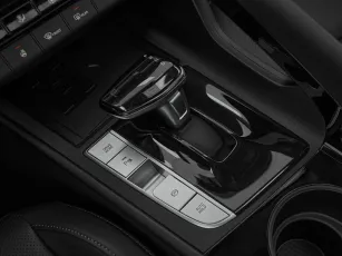 Hyundai  24