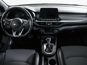 Kia  7
