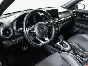 Kia  8